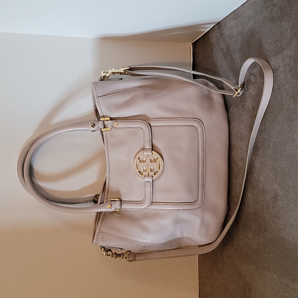 Tory Burch Amanda hobo handbag